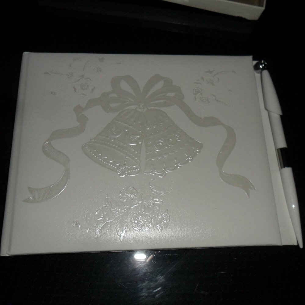 -HALLMARK Wedding Bells , Guest Sign in Book
